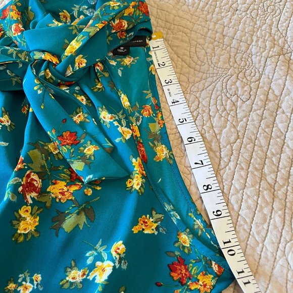 NY&C TALL BOW-NECK HALTERNECK BLOUSE, SIZE M - Picture 8 of 14